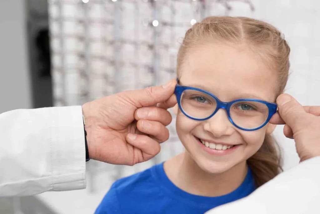 Jak wygląda badanie wzroku u 3 latka? Co warto wiedzieć przed wizytą