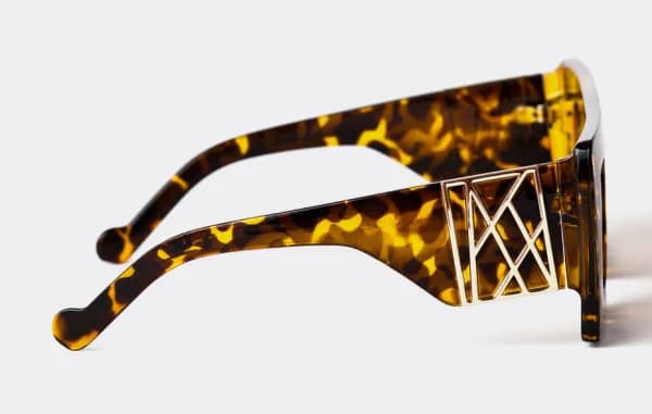 Rogowe oprawki co to znaczy? Odkryj ich unikalne cechy i zalety