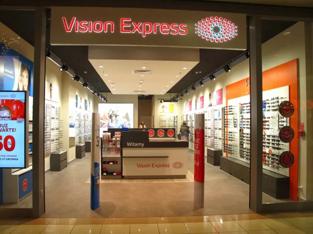 Czy w Vision Express można zbadać wzrok? Sprawdź, co oferują