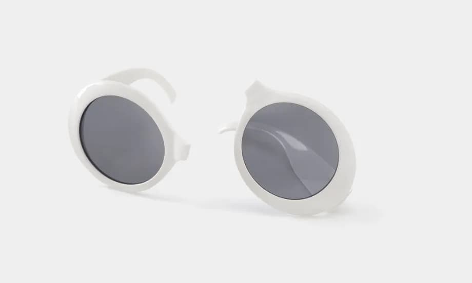 Jakie kleje do oprawek okularów zapewnią trwałą naprawę?